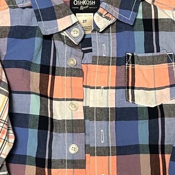 Boys Button Down Shirts 2T - Picture 2 of 3